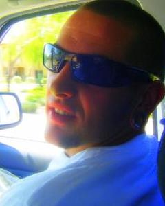 Man, 37. Moneymoney