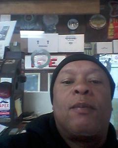Man, 61. Wood_el