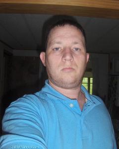Man, 46. travislibra