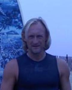 Man, 56. Surfer1437