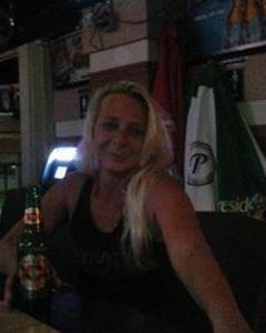 Woman, 59. joelamolins