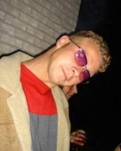 Man, 45. misiekus