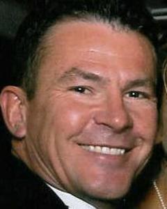 Man, 60. roblar