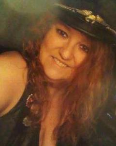 Woman, 56. buzz8406102