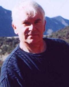 Man, 80. mollo015