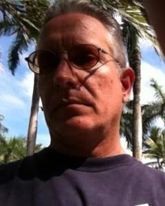 Man, 62. Cash7113457