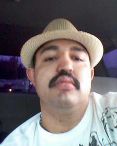 Man, 37. 702el21702