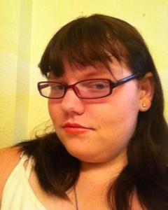 Woman, 30. Curly8741