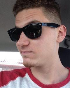 Man, 32. Masonj6075