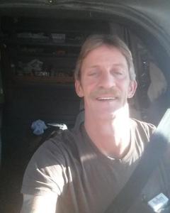 Man, 62. peterbuilt8330