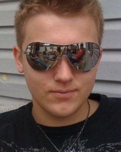 Man, 35. levi_elkins