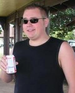 Man, 42. fingintents