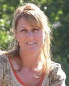 Woman, 64. JUELS801