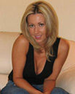 Woman, 43. lovehill200