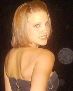 Woman, 34. Gizmo2777