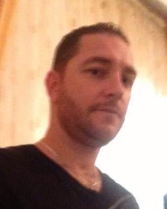 Man, 44. Lux80