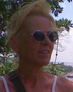Woman, 68. lookin4uguy
