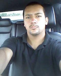 Man, 33. BentleyTega