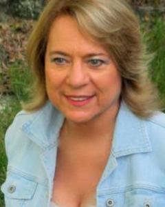 Woman, 79. Bobbie2144