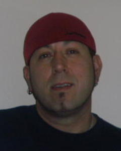 Man, 34. DSTALL21