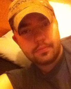 Man, 32. Country3442