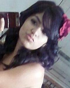 Woman, 33. Bombay372