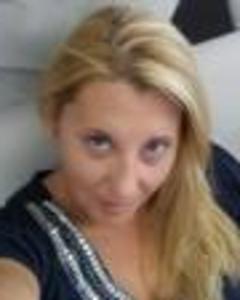 Woman, 56. Mia1418