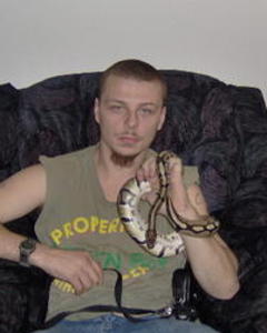 Man, 43. krackerbarrell