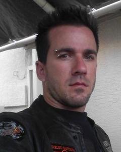 Man, 42. staticspike