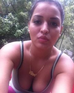 Woman, 45. 740520___0401