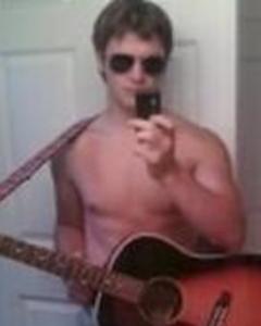 Man, 35. natetan89