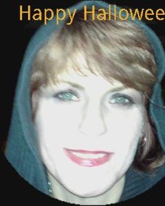 Woman, 60. moanateaser