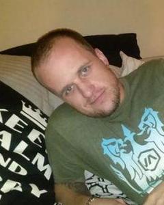 Man, 42. bckc32
