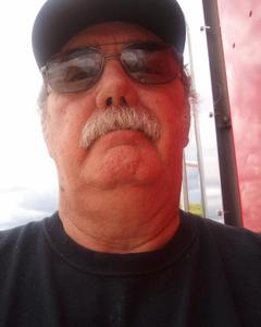Man, 76. trucker49