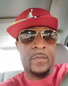Man, 55. licklowlov6518