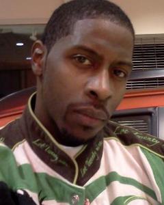 Man, 44. ALLIN_100