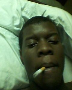 Man, 32. junebrown