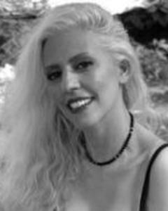 Woman, 34. LillieCunha1