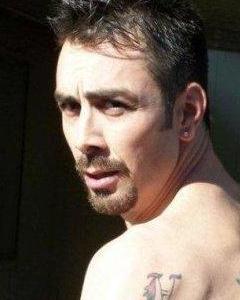 Man, 53. bigThands