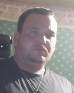 Man, 46. KingNeedsQueen