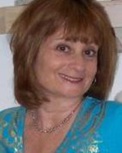 Woman, 74. Robbie12434