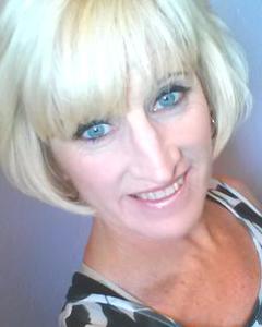 Woman, 61. shinyblu