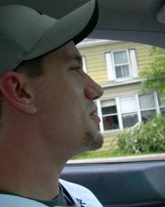 Man, 40. BFK384