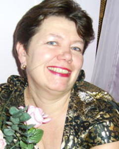 Woman, 64. Dolly555