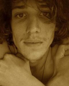 Man, 33. benzz1717