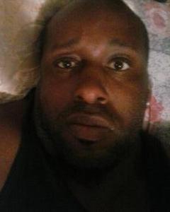 Man, 43. que2043