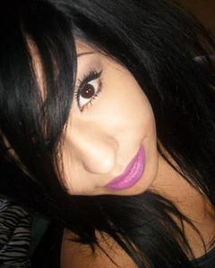 Woman, 35. uniqueness100