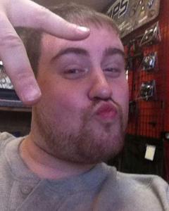 Man, 37. Liveinhutch