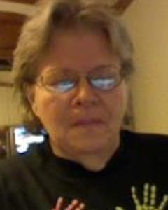 Woman, 72. suereed