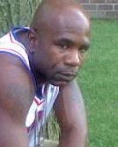 Man, 46. dinero29